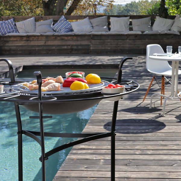 découvrez comment choisir un barbecue durable, alliant performance, respect de l'environnement et longévité pour des moments conviviaux réussis.